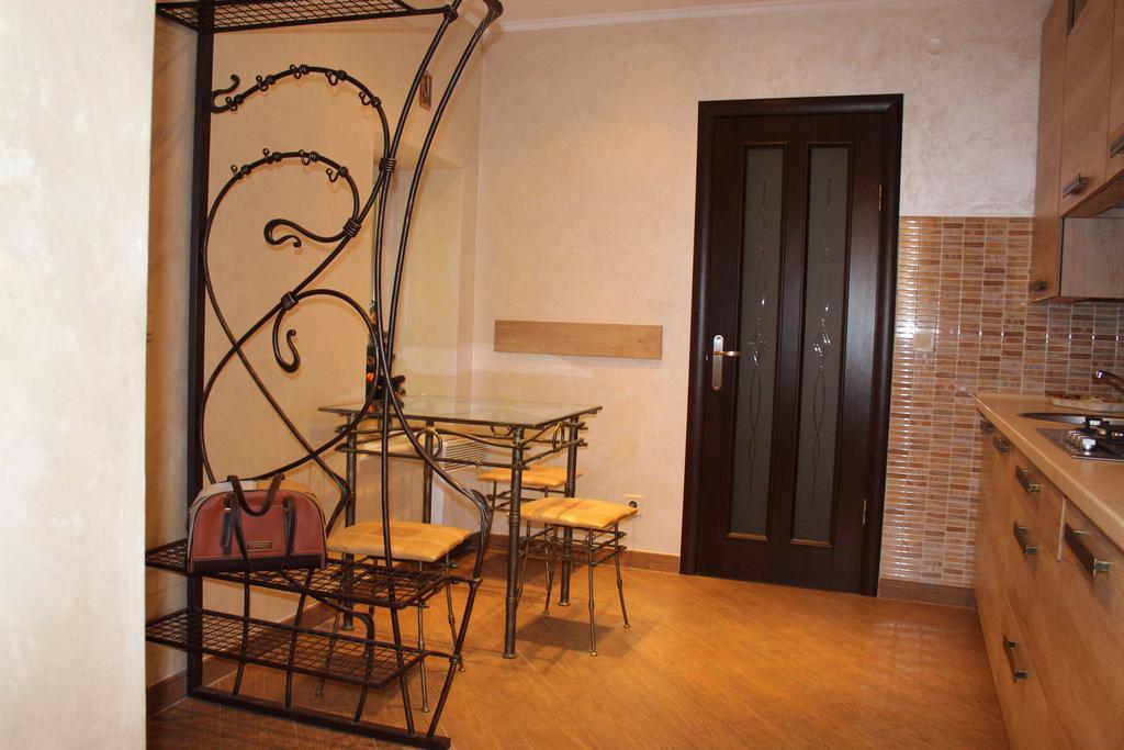 Apartment Roksolana 2 Львов Экстерьер фото